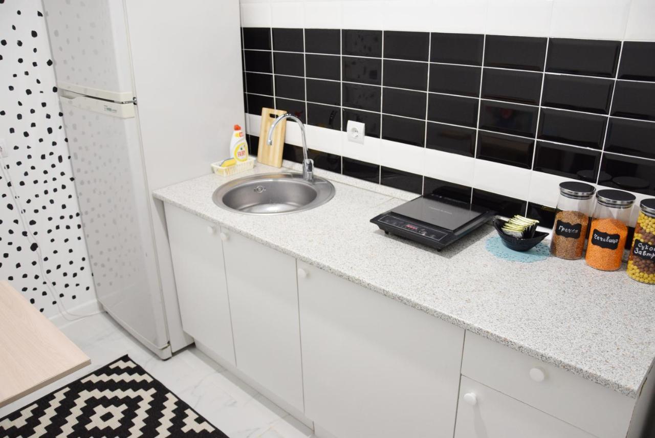 Halal-Apartamenty Рядом Трц Megaalma-Ata ภายนอก รูปภาพ